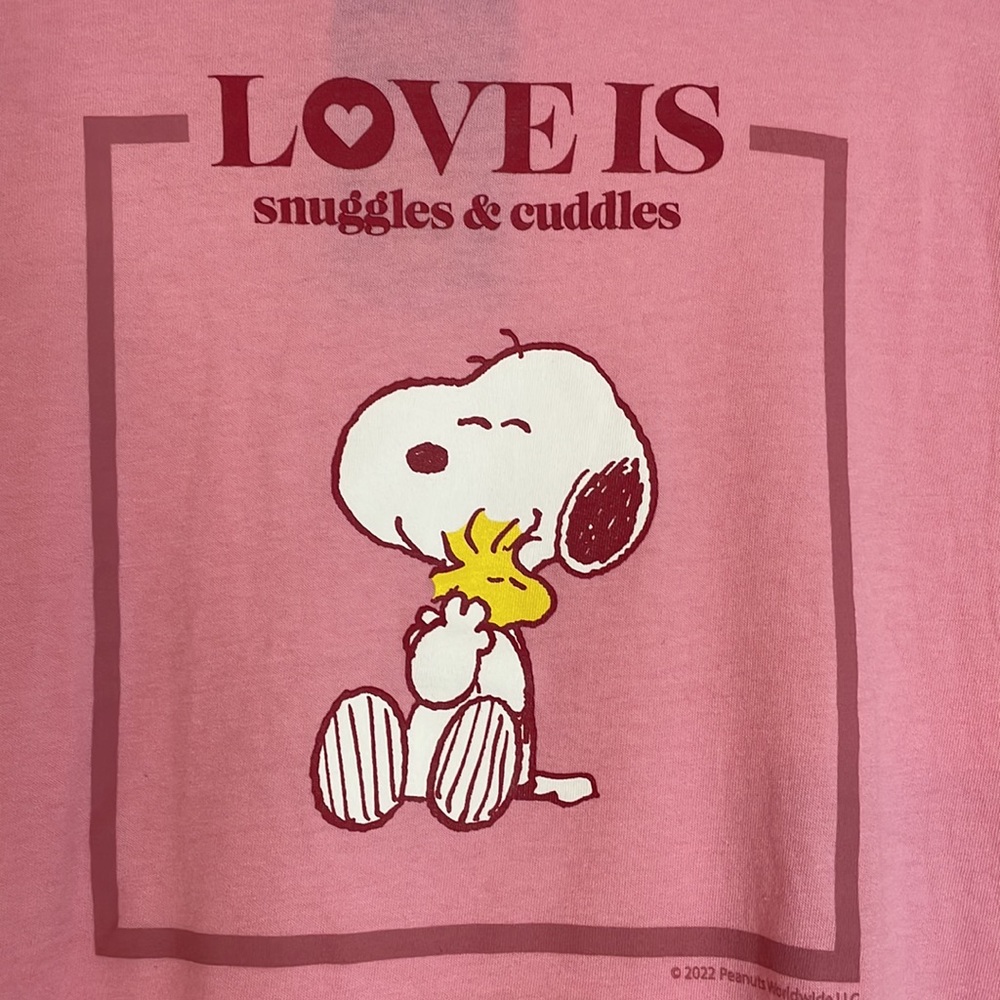 Snoopy Love is Snuggles & Cuddles Pink T Shirt Medium - Picture 2 of 6